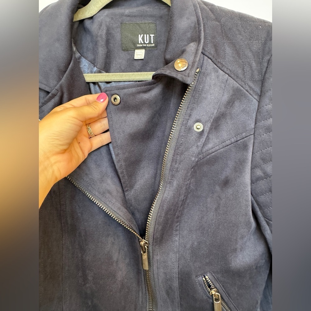 Kut From The Kloth Quilted Panel Faux Suede Moto Jacket
Size Medium - Picture 4 of 8